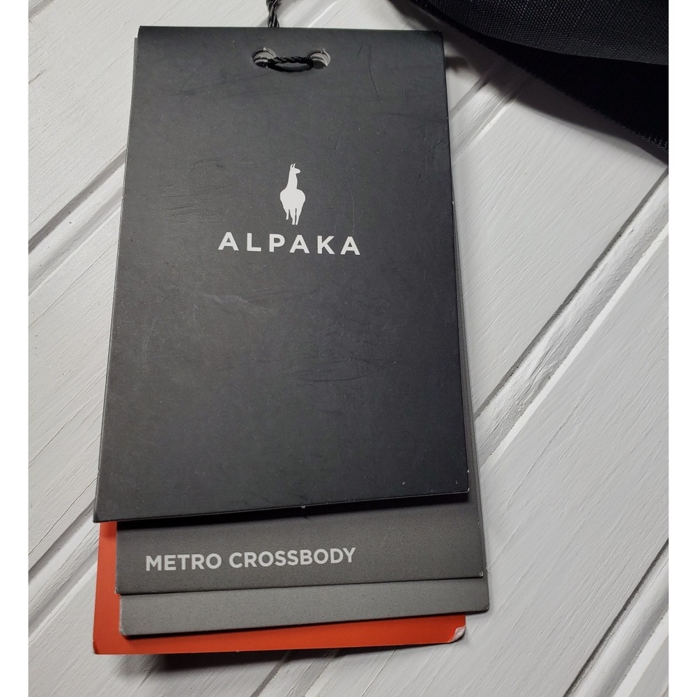 NEW Alpaka Metro Crossbody Left Shoulder 10L Sling Bag Black Axoflux 210D - Picture 3 of 12